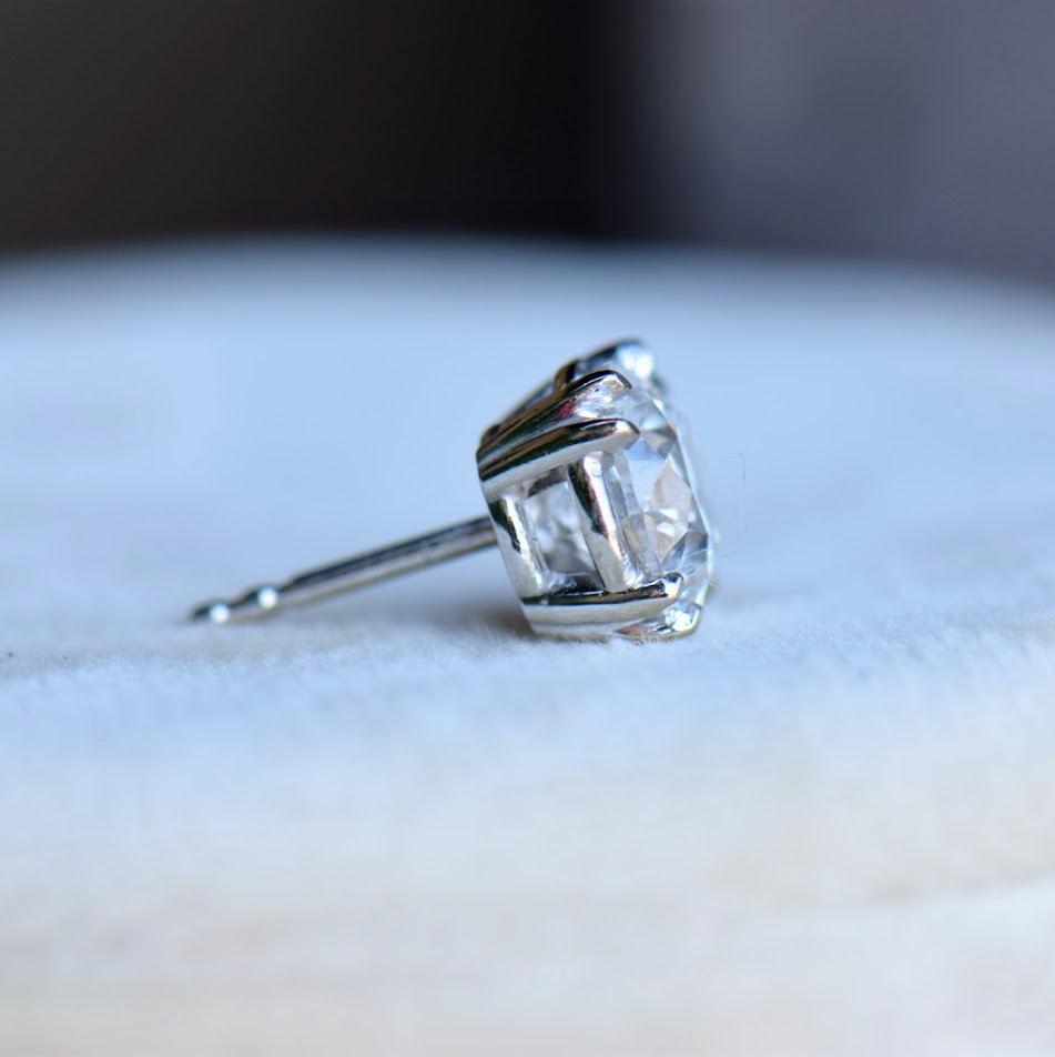 Double claw prong set lab grown diamond studs