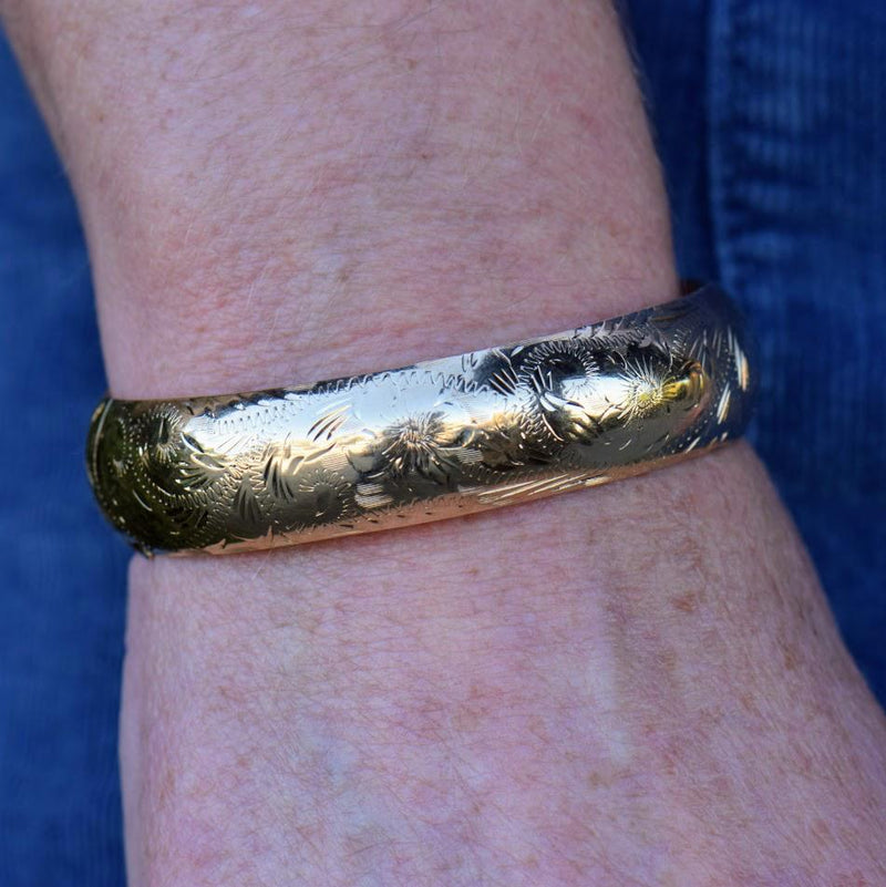 Victorian 14k yellow gold bangle