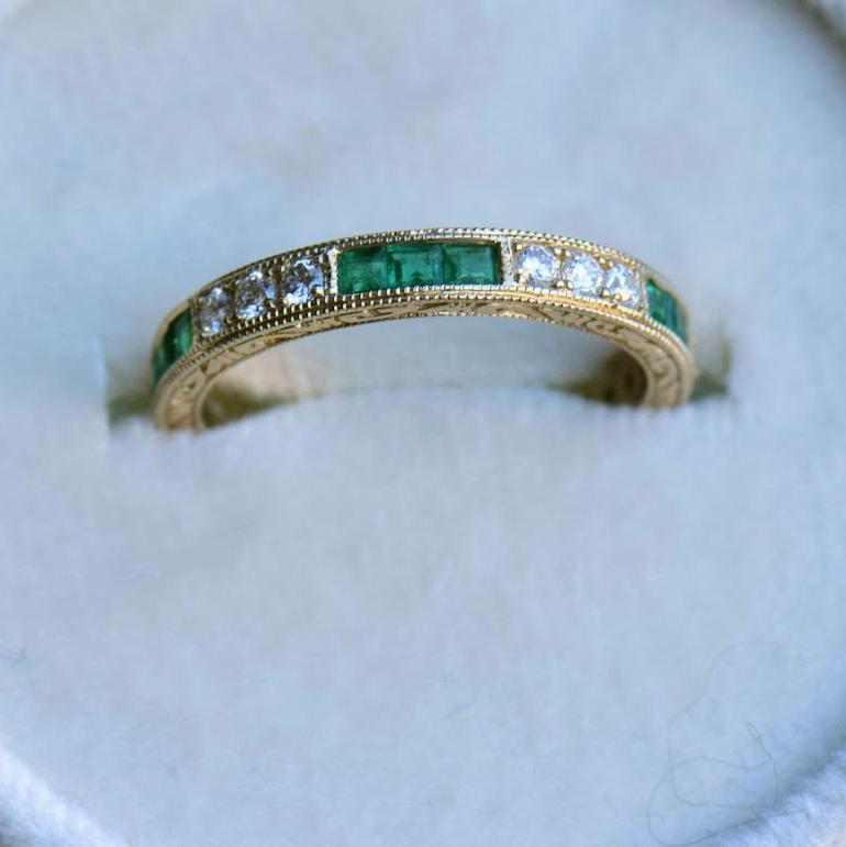 emerald and diamond yellow gold band