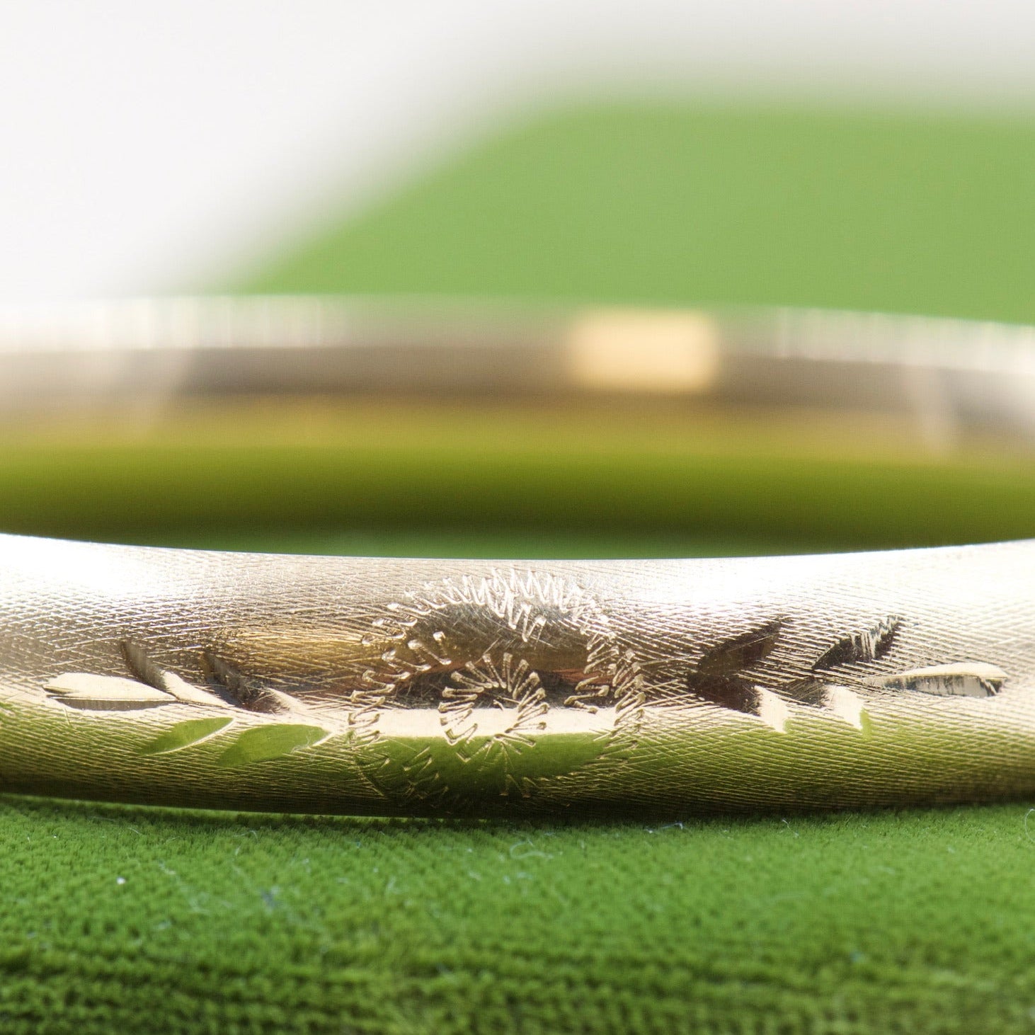 14k Yellow Gold Bangle