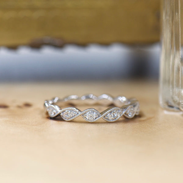 Twist Diamond Band