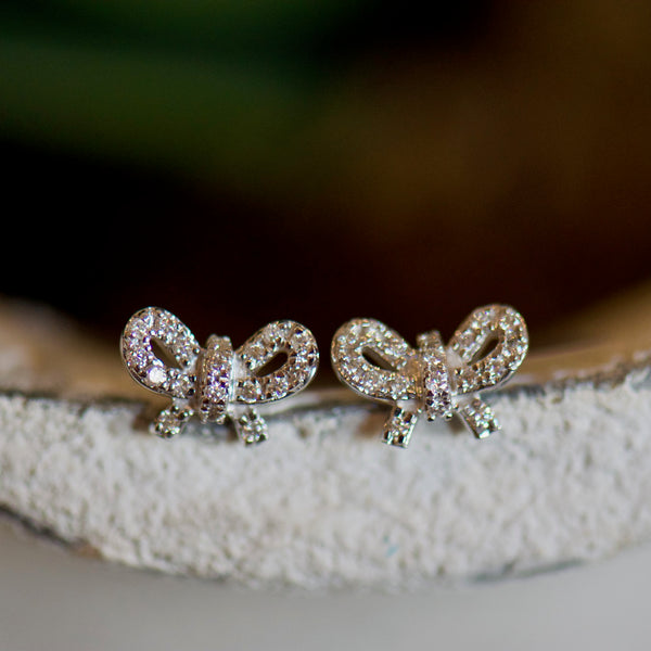 White Gold Diamond Bow Earrings