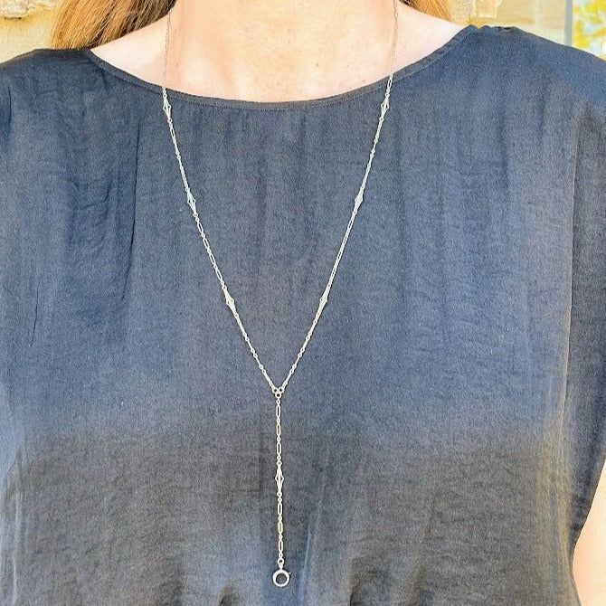 Art Deco chain