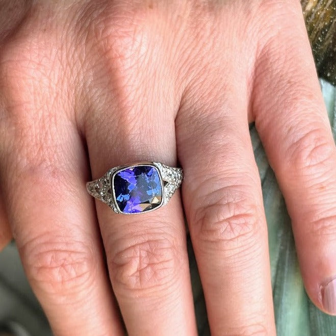 Tanzanite and Diamond Ring